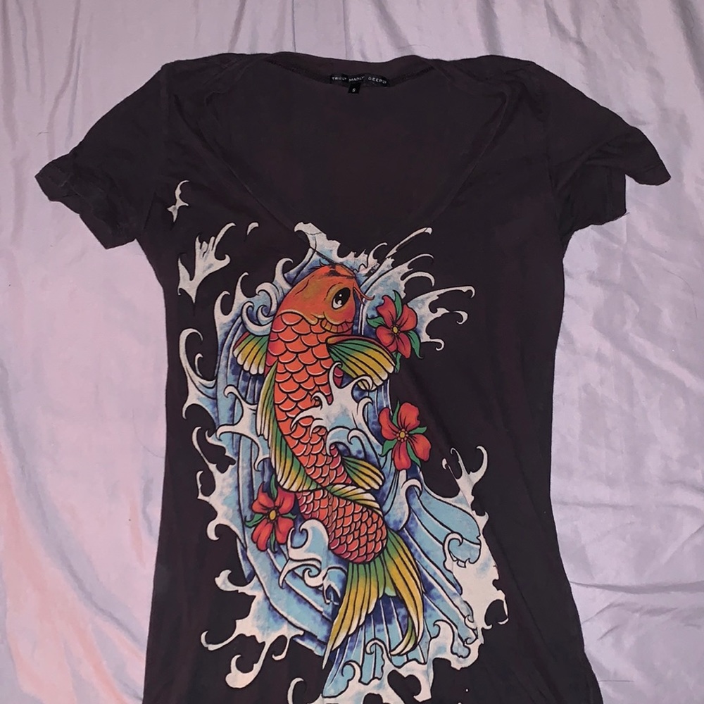 Women’s fashion tee